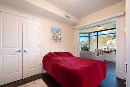 026 at 300 - 533 Waters Edge, Park Royal, West Vancouver