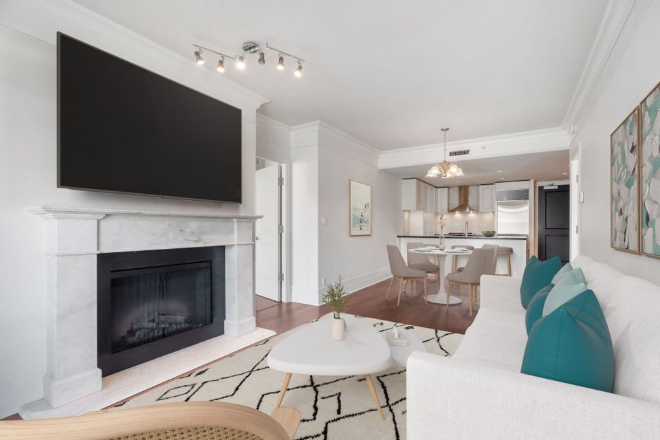 10-web-or-mls-010-1 at 300 - 533 Waters Edge, Park Royal, West Vancouver