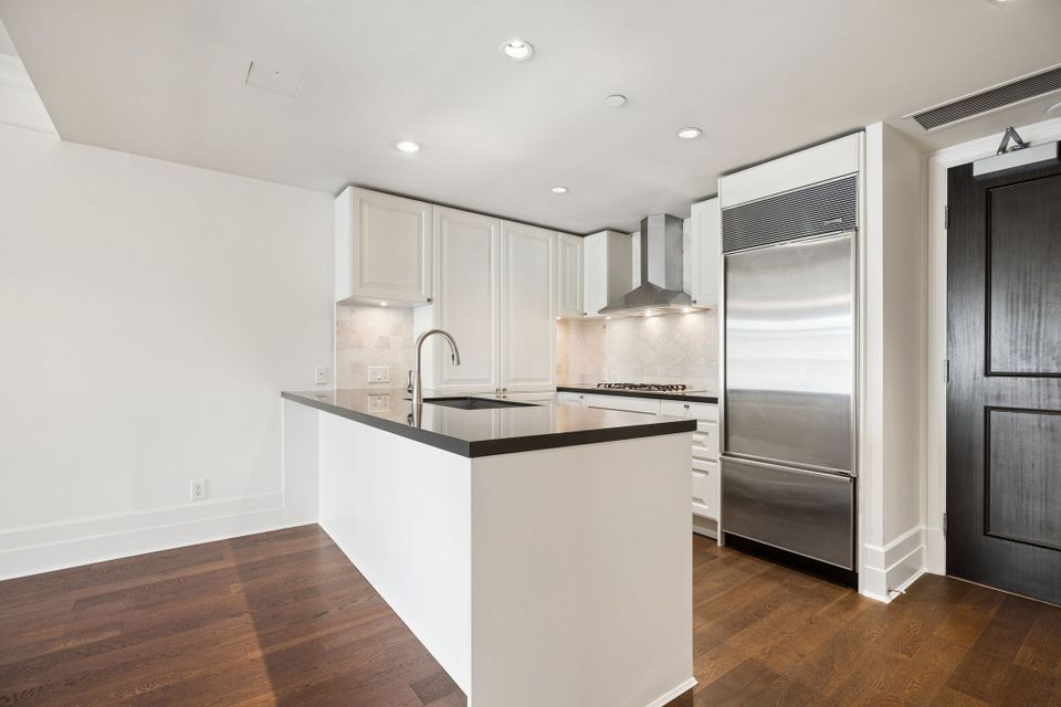 14-web-or-mls-014 at 300 - 533 Waters Edge, Park Royal, West Vancouver