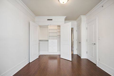 21-web-or-mls-021 at 300 - 533 Waters Edge, Park Royal, West Vancouver