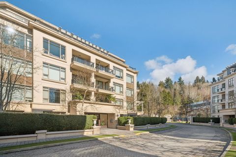 3-web-or-mls-003 at 300 - 533 Waters Edge, Park Royal, West Vancouver