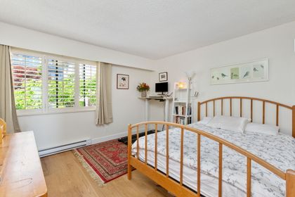 70-web-or-mls-069 at 24 -  2214 Folkestone Way, Panorama Village, West Vancouver