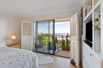 71-web-or-mls-070 at 24 -  2214 Folkestone Way, Panorama Village, West Vancouver