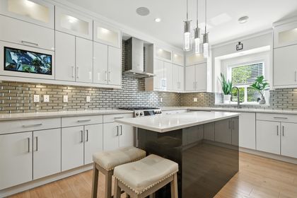 12 at 870 Browning Place, Blueridge NV, North Vancouver