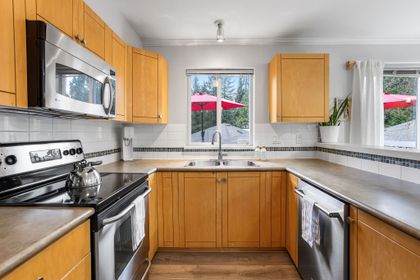 12-web-or-mls-photo-12 at 12 - 1071 Lynn Valley Road, Lynn Valley, North Vancouver