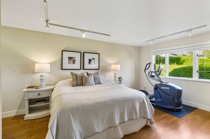 28 at 1631 22nd Street, Dundarave, West Vancouver