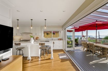 5 at 1631 22nd Street, Dundarave, West Vancouver