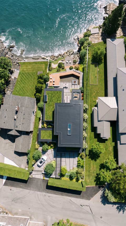 3180-travers-avenue-evovle-smeaton-cook28 at 3180 Travers Avenue, West Bay, West Vancouver
