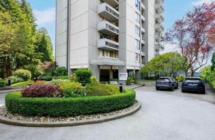 building at 302 - 1930 Bellevue Avenue, Ambleside, West Vancouver