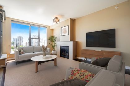 living-room at PH3 - 683 W Victoria Park, Lower Lonsdale, North Vancouver