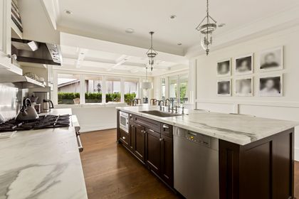 20.-1 at 1398 Lawson Avenue, Ambleside, West Vancouver