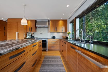 8-1 at 5361 Brookside Avenue, Caulfeild, West Vancouver