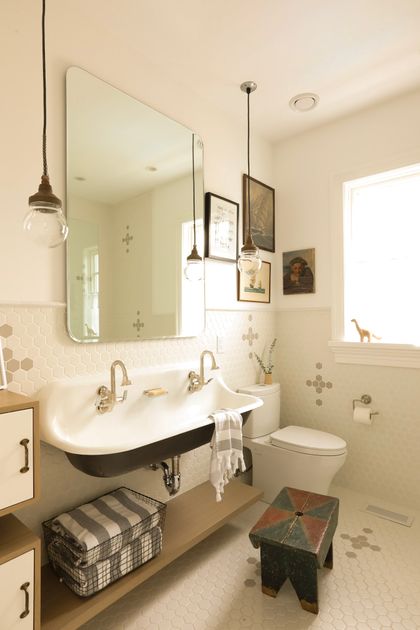 8-kellydeck_lions_3119 at 4065 Lions Avenue, Forest Hills NV, North Vancouver