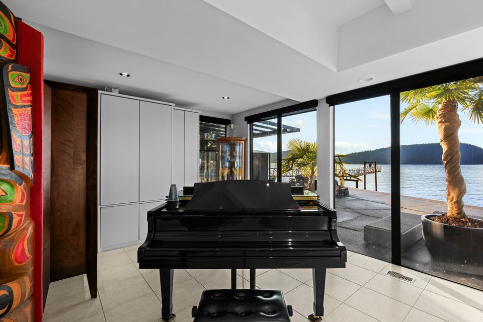 30_2-strachan-point-smeaton-cook-evolve25 at 2 Strachan Point Road, Howe Sound, West Vancouver