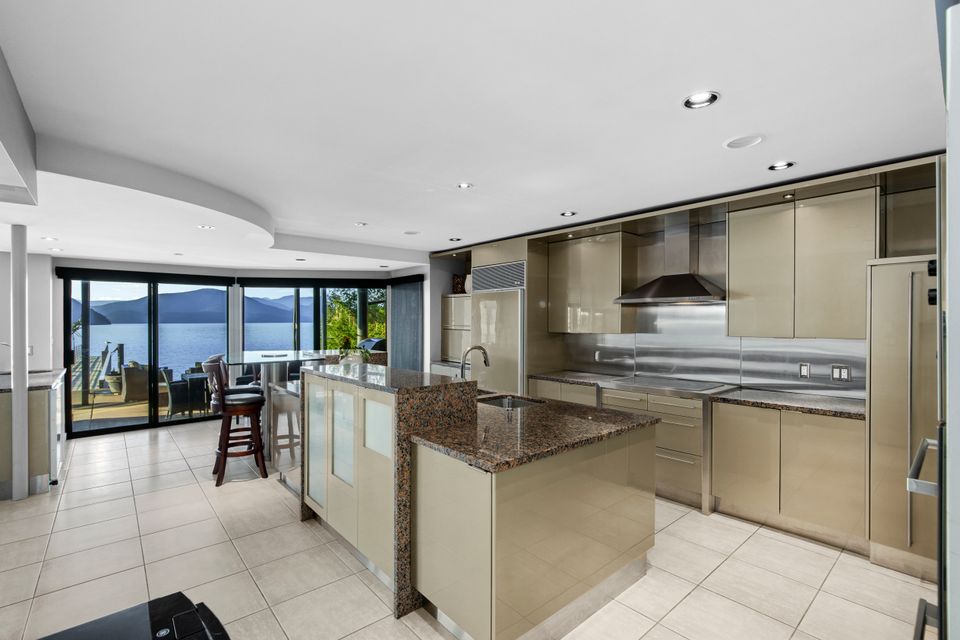 37_2-strachan-point-smeaton-cook-evolve27 at 2 Strachan Point Road, Howe Sound, West Vancouver