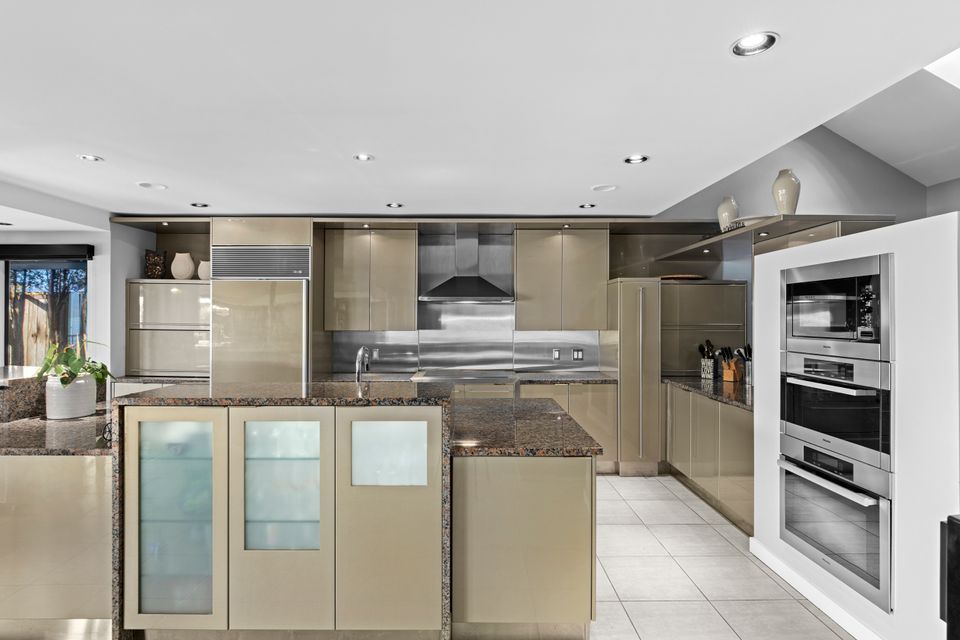 38_2-strachan-point-smeaton-cook-evolve28 at 2 Strachan Point Road, Howe Sound, West Vancouver