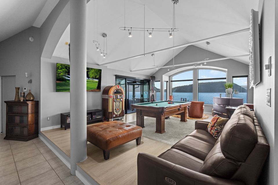 43_2-strachan-point-smeaton-cook-evolve12 at 2 Strachan Point Road, Howe Sound, West Vancouver