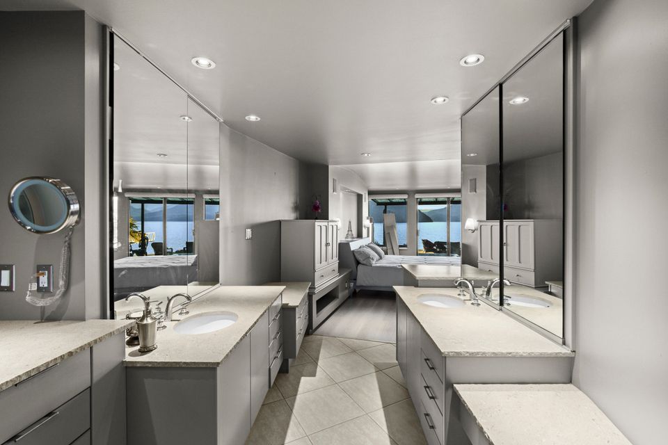 48_2-strachan-point-smeaton-cook-evolve34 at 2 Strachan Point Road, Howe Sound, West Vancouver