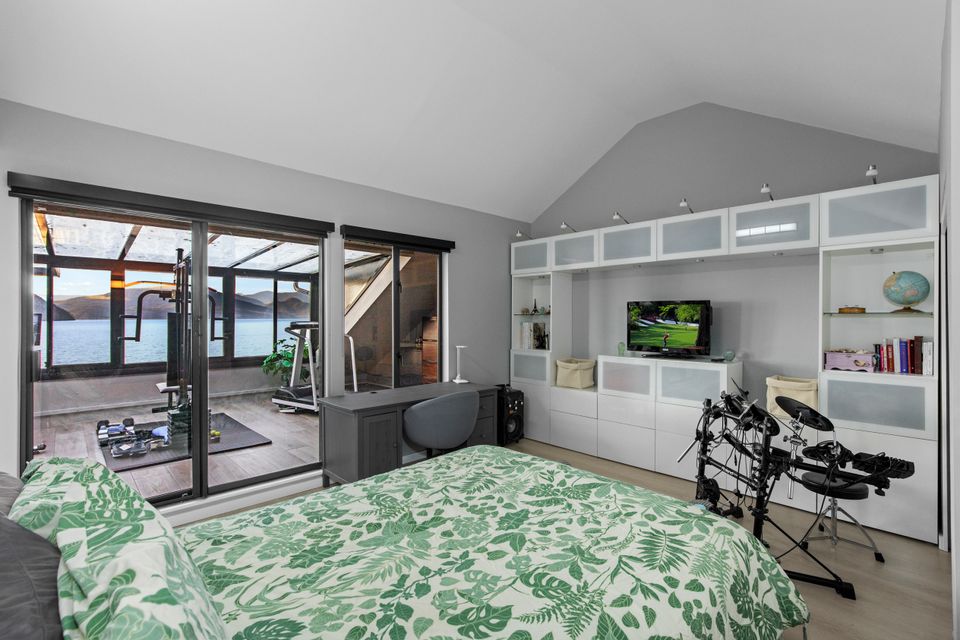 52_2-strachan-point-smeaton-cook-evolve15 at 2 Strachan Point Road, Howe Sound, West Vancouver