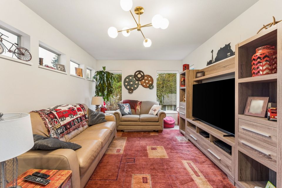 17 at 1187 W 23rd Street, Pemberton Heights, North Vancouver