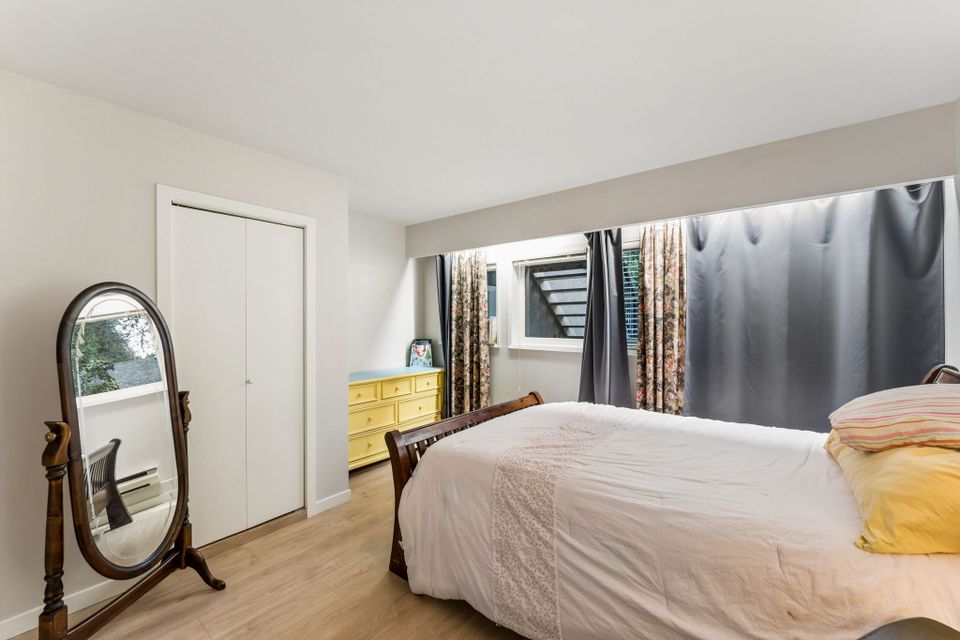 29 at 1187 W 23rd Street, Pemberton Heights, North Vancouver