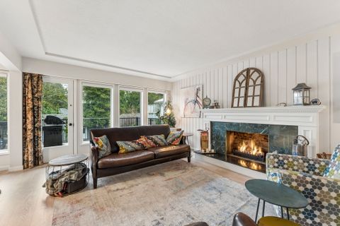 7 at 1187 W 23rd Street, Pemberton Heights, North Vancouver