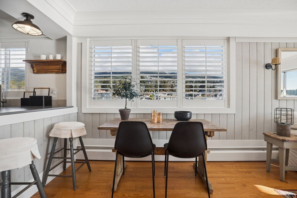 17-web-or-mls-017 at 408 - 150 24th Street, Dundarave, West Vancouver