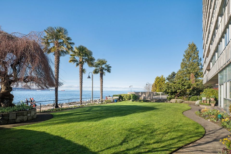 36-web-or-mls-036 at 408 - 150 24th Street, Dundarave, West Vancouver