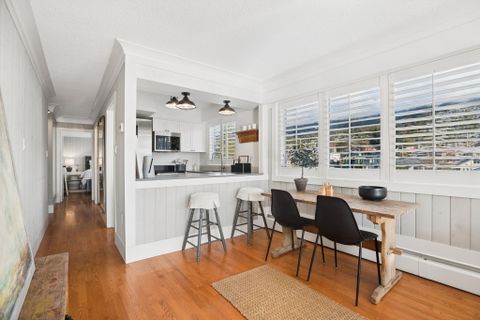 15-web-or-mls-015 at 408 - 150 24th Street, Dundarave, West Vancouver