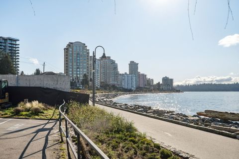 41-web-or-mls-041 at 408 - 150 24th Street, Dundarave, West Vancouver