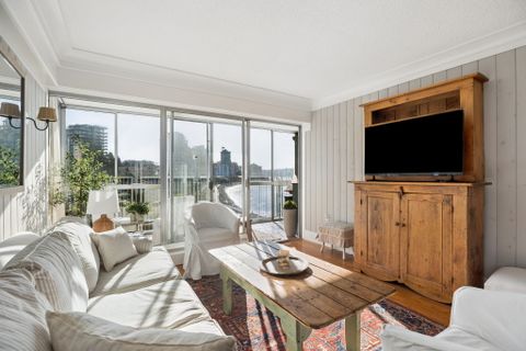 8-web-or-mls-008 at 408 - 150 24th Street, Dundarave, West Vancouver