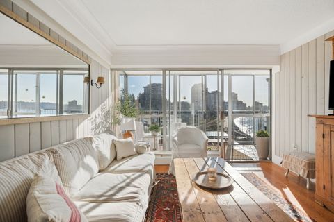 9-web-or-mls-009 at 408 - 150 24th Street, Dundarave, West Vancouver