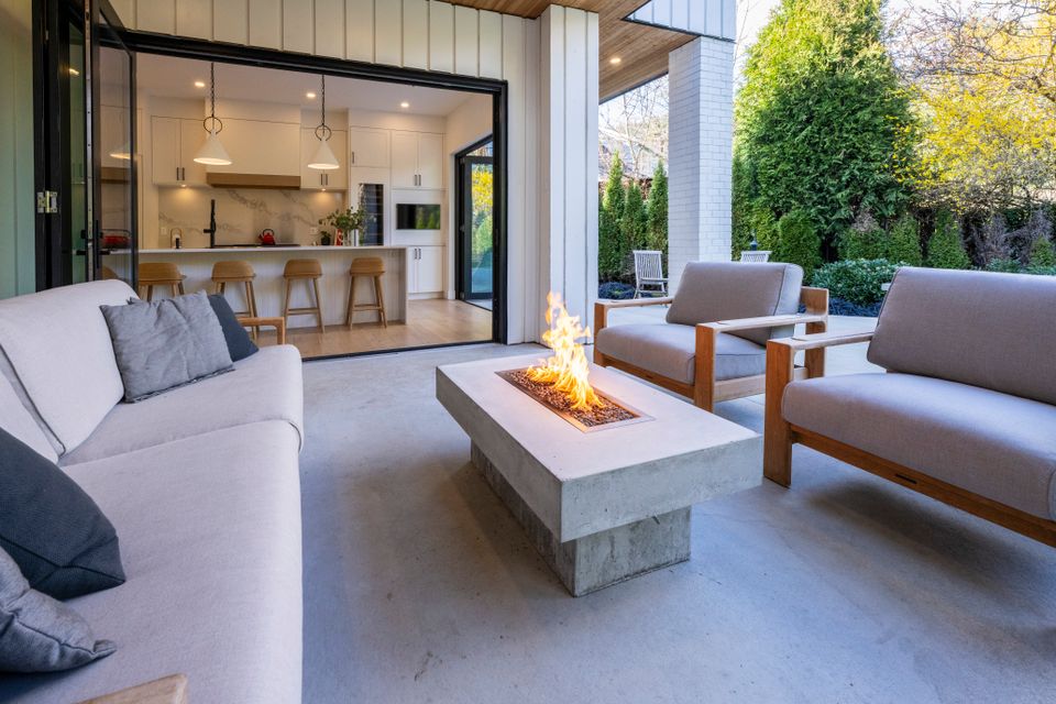 18d_4050-ripple-place-evolve-smeatoncook1 at 4050 Ripple Place, Bayridge, West Vancouver