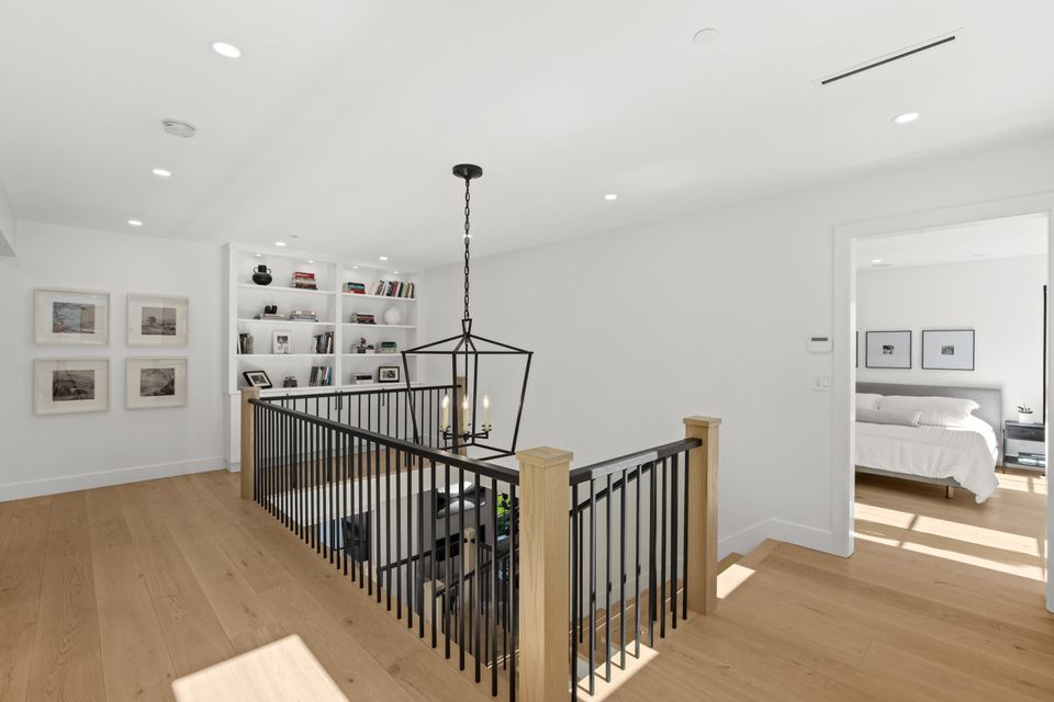 37_4050-ripple-place-evolve-smeatoncook31 at 4050 Ripple Place, Bayridge, West Vancouver