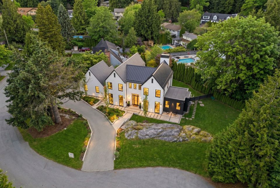 71_4050-ripple-place-evolve-x-smeatoncook-selects9 at 4050 Ripple Place, Bayridge, West Vancouver