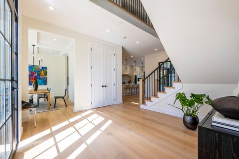 18da_4050-ripple-place-evolve-smeatoncook1-1 at 4050 Ripple Place, Bayridge, West Vancouver