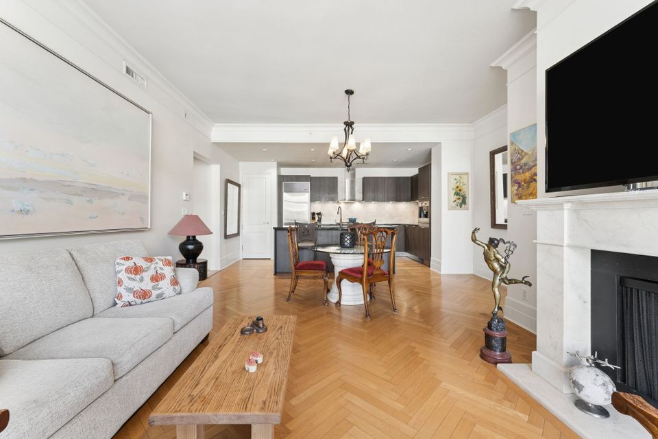 11-web-or-mls-011 at 300 - 568 Waters Edge, Park Royal, West Vancouver