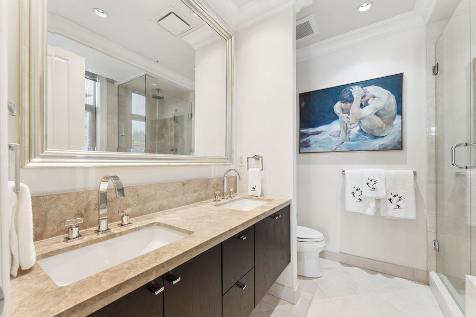 24-web-or-mls-024 at 300 - 568 Waters Edge, Park Royal, West Vancouver