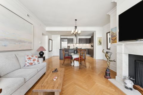 11-web-or-mls-011 at 300 - 568 Waters Edge, Park Royal, West Vancouver