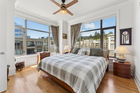 20-web-or-mls-020 at 300 - 568 Waters Edge, Park Royal, West Vancouver