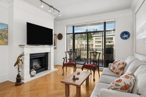 9-web-or-mls-009 at 300 - 568 Waters Edge, Park Royal, West Vancouver