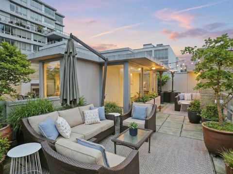 5_1576-w-8th-ave-smeaton-cook-dusk3png at 1576 W 8th Avenue, Fairview VW, Vancouver West