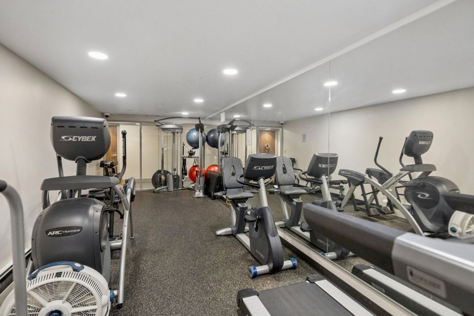 29-print-029 at 406 - 210 W 13 Street, Central Lonsdale, North Vancouver