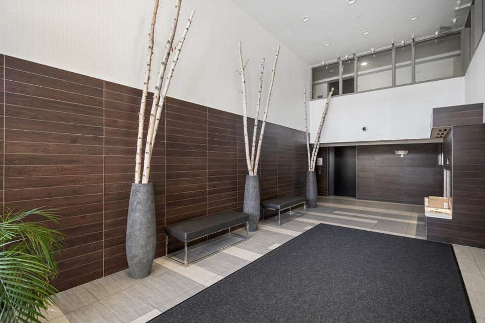 5-print-005 at 406 - 210 W 13 Street, Central Lonsdale, North Vancouver