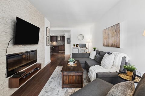 5a-print-010 at 406 - 210 W 13 Street, Central Lonsdale, North Vancouver