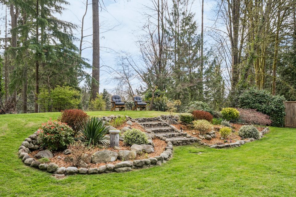 33 at 1874 Appin Road, Westlynn, North Vancouver