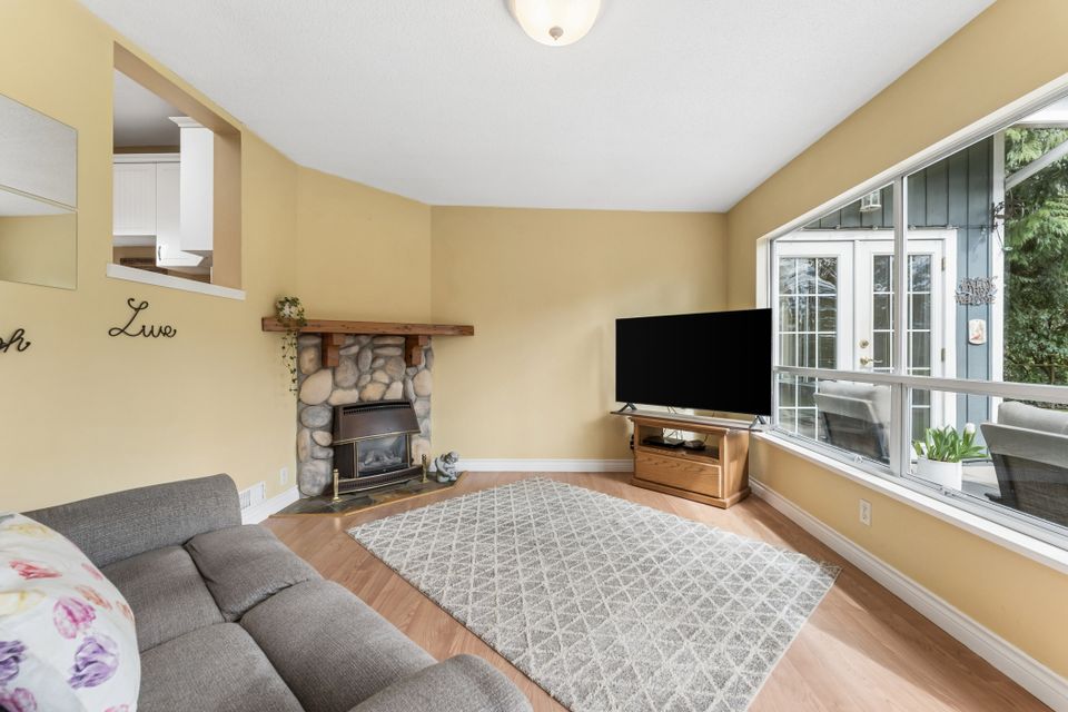 7 at 1874 Appin Road, Westlynn, North Vancouver