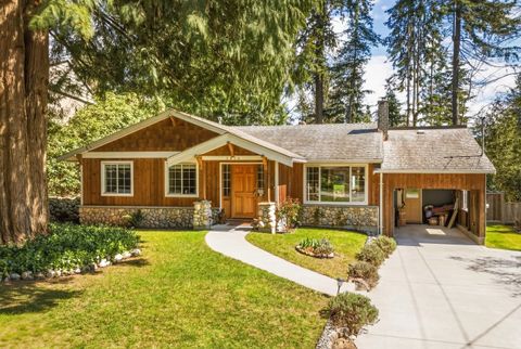 1 at 1874 Appin Road, Westlynn, North Vancouver