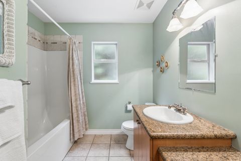 19 at 1874 Appin Road, Westlynn, North Vancouver