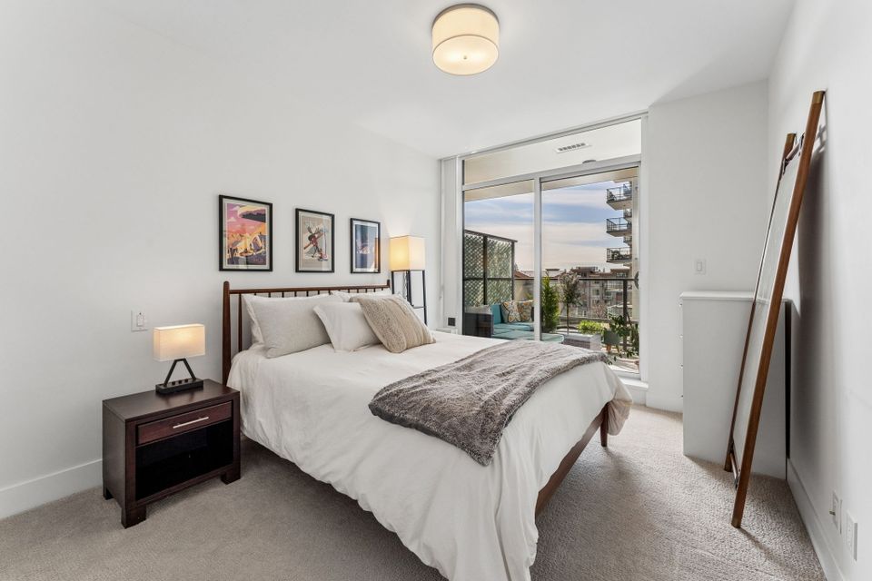 13-web-or-mls-13 at 403 - 2780 Valley Centre Avenue, Lynn Valley, North Vancouver